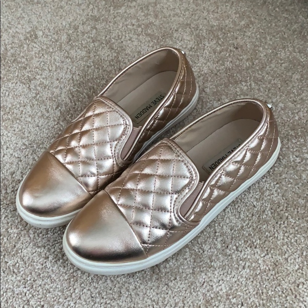 Steve Madden Slip-Ons